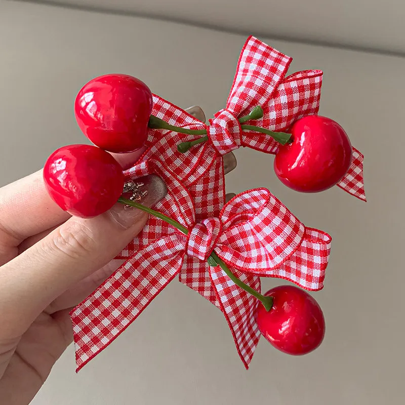 Lifelike Cherry Hair Clip for Girls – Cute 3D Fruit Side Bangs Clip, Kawaii Bow Barrettes Hair Accessory for Wedding Party & Daily Wear